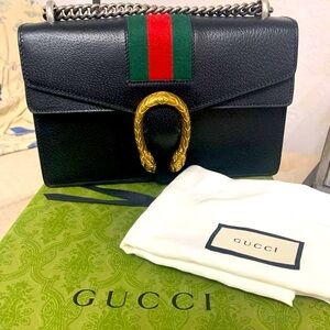 Medium Gucci Dionysus